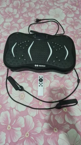 Plataforma Vibratória Heroi - Aparelho Novo   Preço fixo: R$ 370