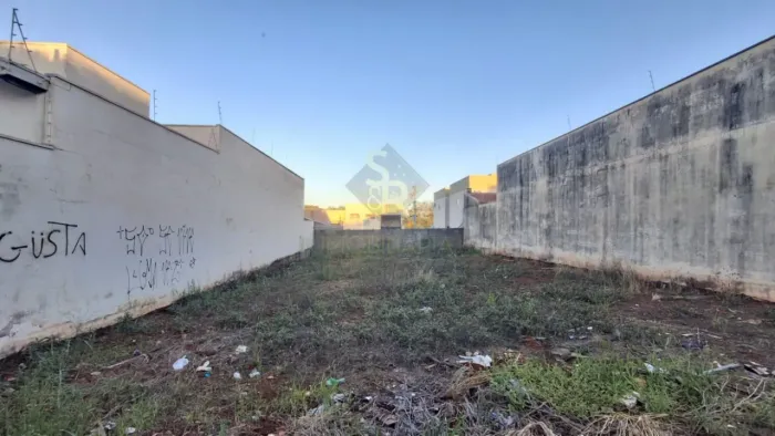 Terreno para venda no bairro Residencial e comercial Palmares