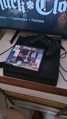 Ps4 slim 1tb