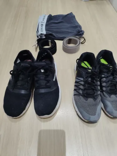 Kit Tênis, Bermudas, Calça, Cinto e Cuecas 