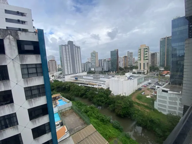 Sala Comercial 42 m² | Metropolis Empresarial | Stiep | 2 Vagas | Ar Condicionado