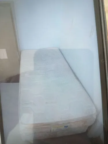 Vendo 2 camas box solteiro usadas, modelo solteirao, ortobom.