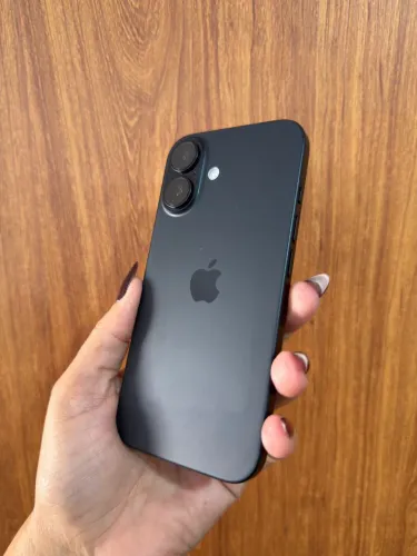 iPhone 16 128GB Preto | Seminovo