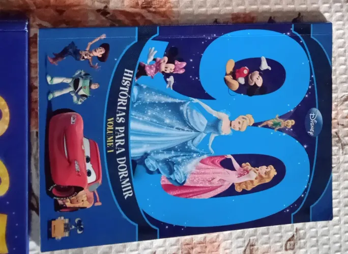 Livro infantil 90 histórias p dormir