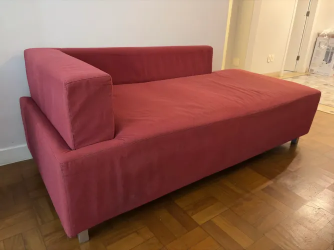 Divã vermelho