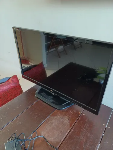 Vendo tv lg 28 canais digital