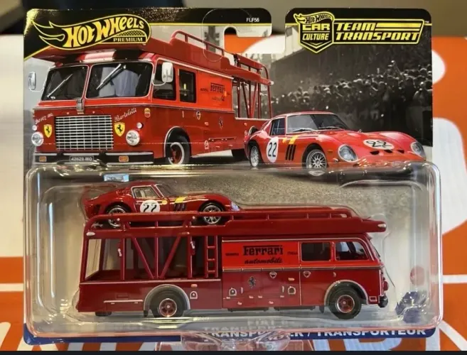 Team Transport Ferrari Hot Wheels 