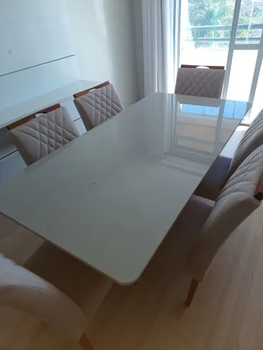 Vendo mesa jantar 6 lugares