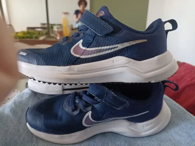 Tênis Nike infantil Tam 28