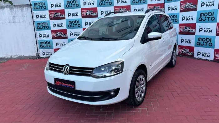 Volkswagen Spacefox 1.6/ 1.6 Trend Total Flex 8V 5P 2014
