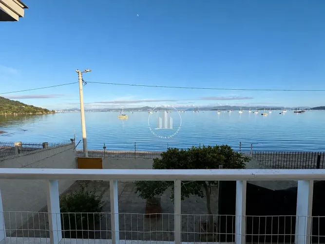 Casa pé na areia em Santo Antônio de Lisboa - EST