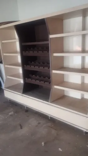 BALCÃO DE PADARIA OU DEPÓSITO DE BEBIDAS