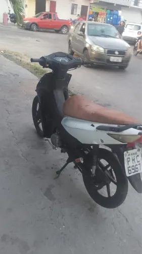 Modelo biz 100