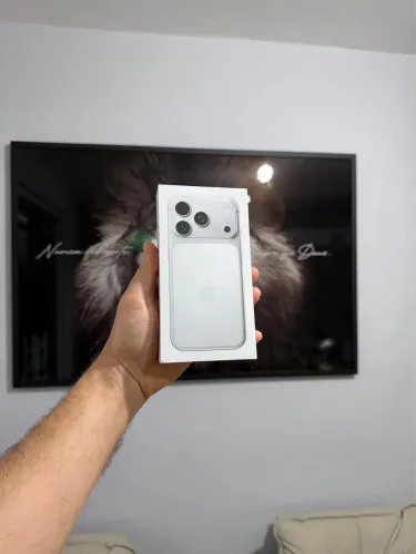 iPhone 17 pro 256 gb - lacrado
