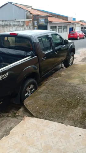 Nissan Frontier XE CD 4X4 2.5 TB Diesel 2012