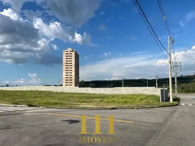 TERRENO À VENDA  no Condomínio RECANTO DA BARONESA
