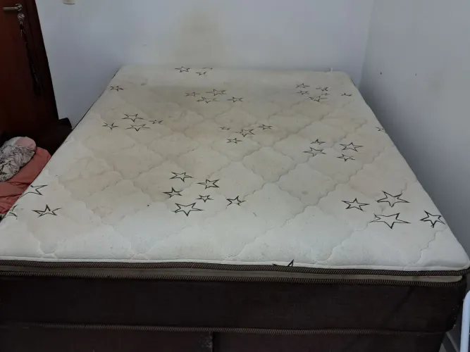 Vendo cama box colchão ortopédico
