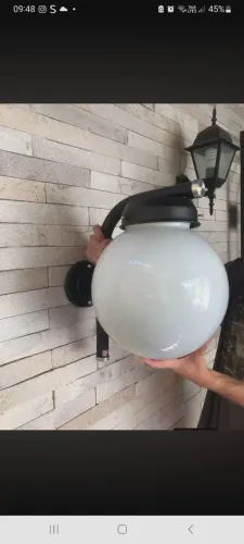 3 Arandelas de Vidro com estrutura em alumínio