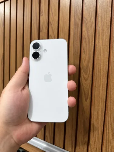 iPhone 16 128 GB