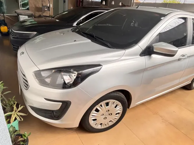 Ford KA 1.5 Sedan SE Plus 12V Flex 4P Mec. 2020