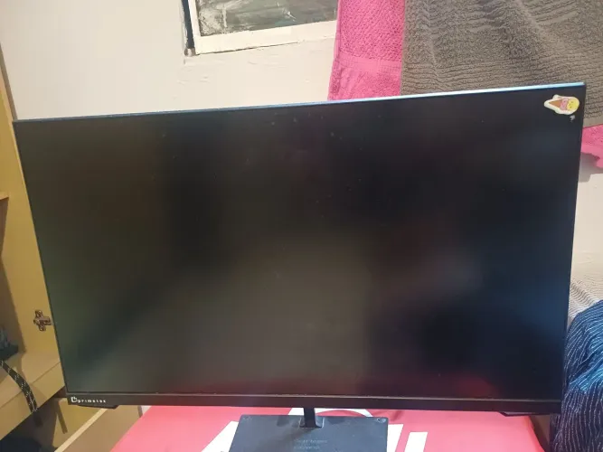 Monitor Primetek 23,8 144hz Defeito