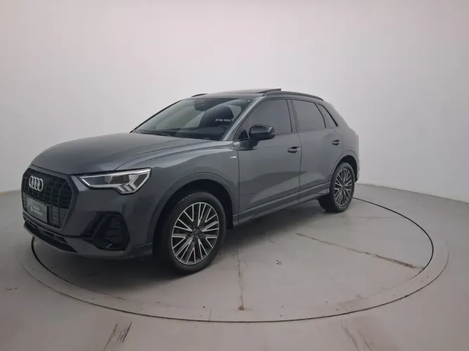Audi Q3 Perf. Black 2.0 TFSI Tiptr. Quattro 2023