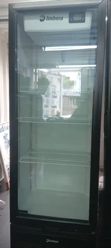 Expositora e cervejeira Imbera novíssima.