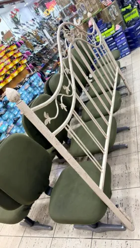 Cabeceira de cama em ferro maciço
