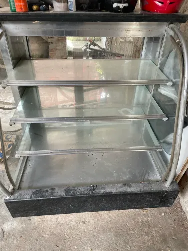 Balcão semi novo