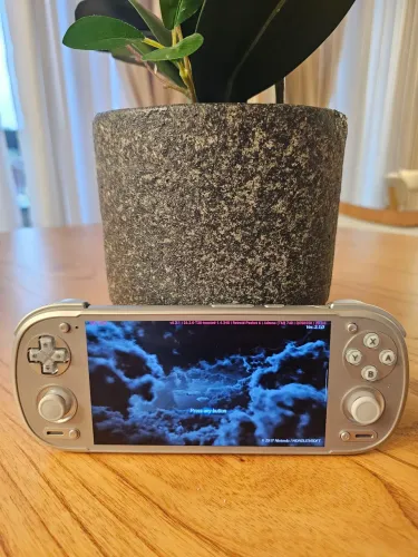 Retroid Pocket 6 Prata