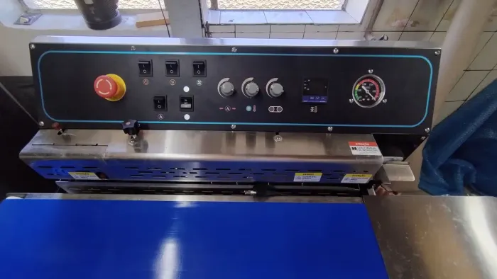 Seladora automática contínua a vácuo e ATM