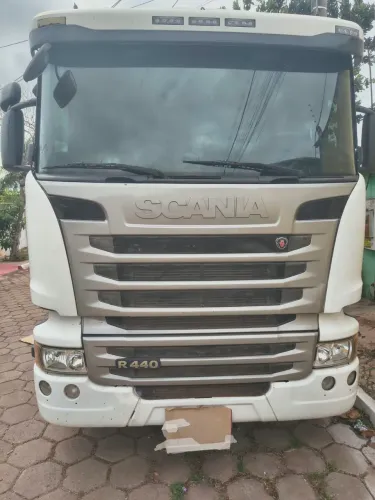 VENDO CAMINHÃO SCANIA R 440 - 2014 (Traçado)