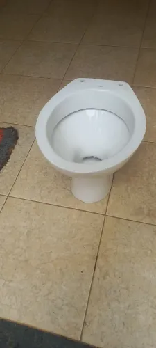 VASO BRANCO SEM DETALHES