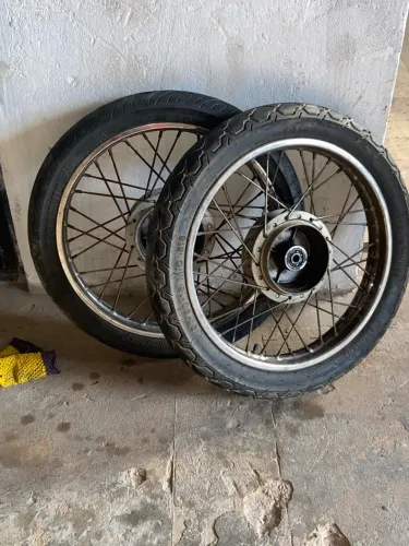 Vende-se rodas enraiadas da CG start 160