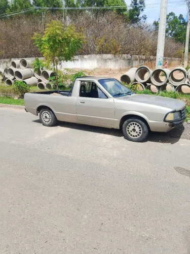 Ford Pampa 4X4 Jeep GL / L 1.6 (álcool) 1993