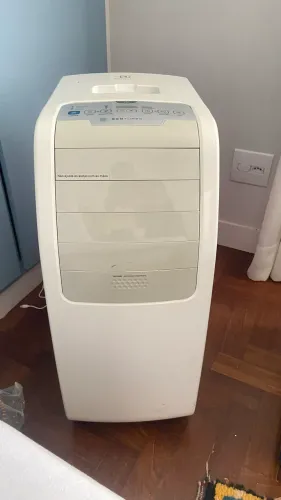 AR Condicionado Portátil Electrolux PO10F 10.000 Btus 127v