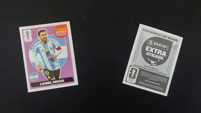 Figurinha Extra Lionel Messi Roxa da Coleção Panini Copa do Mundo 2026 Original