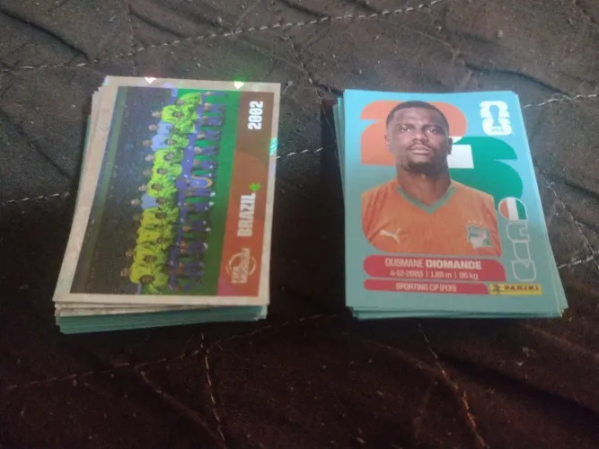 figurinhas da copa do mundo 2026- 82 figurinhas -10 brilhantes