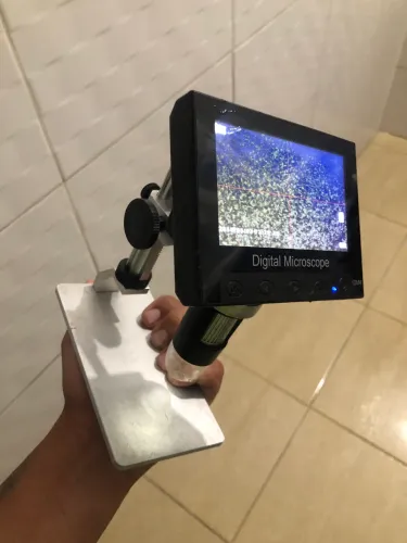 Microscópio digital