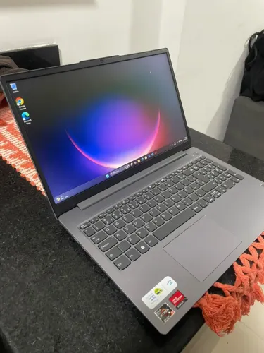 Notebook Lenovo IdeaPad Slim 3 Ryzen 5 16GB SSD 512GB 15.6" - Novo, com NF e garantia