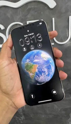 iPhone 12 Pro Max.