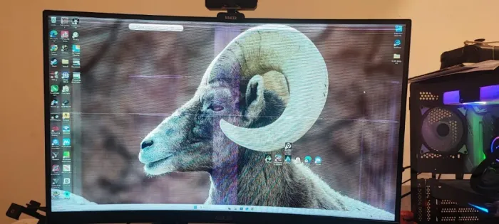 Monitor Gamer Curvo ASUS TUF 27" VG27WQ1B (Com Defeito / Para Peças ou Conserto)