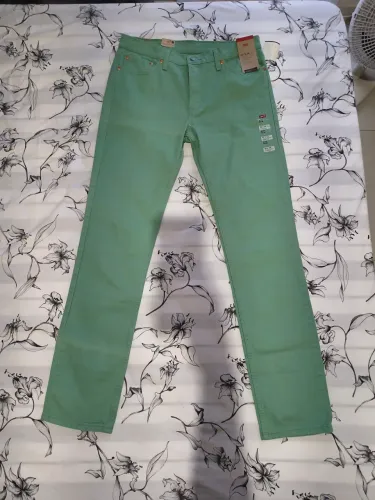 Calça Levi's IMPORTADA 511 Slim Verde