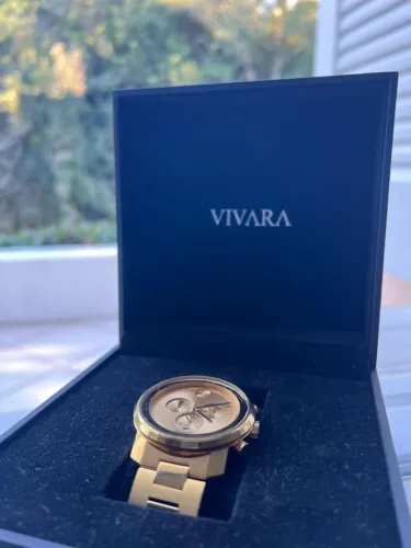 Relógio Movado Bold com PVD em Ouro