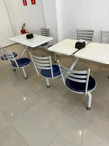CONJUNTO DE MESA PARA LANCHONETE/RESTAURANTE - ÓTIMO ESTADO!
