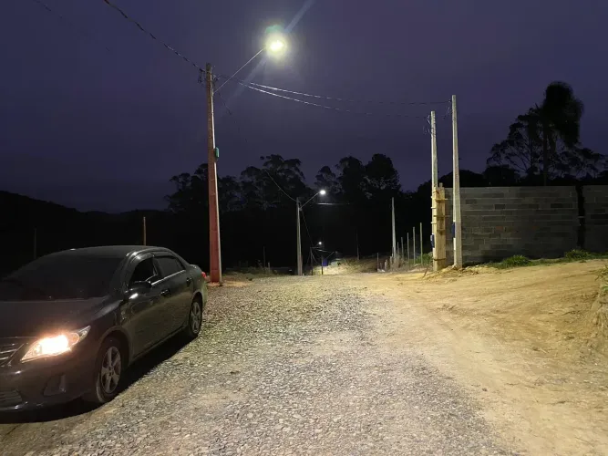 Lote a Venda / Com Infra de Água e Energia / Condomínio com Portão Elétrico