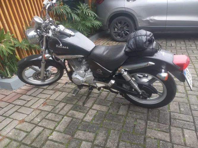 Moto a venda Dafra Kansas ano 2009 km 39.000 valor R$5.000