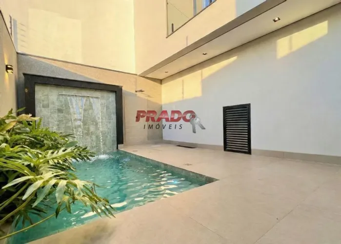 Sobrado à venda em Maringá, Vila Progresso, com 2 quartos, com 239 m²