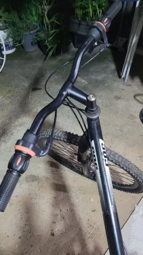 Vendo Bicicleta COLLI Aro 26 Freio s disco