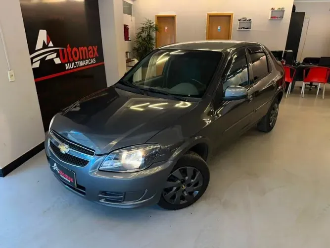 Chevrolet Prisma Sed. LT 1.4 8V Flexpower 4P 2012